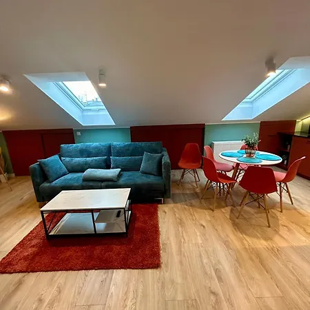 Targowa L15 Apartment